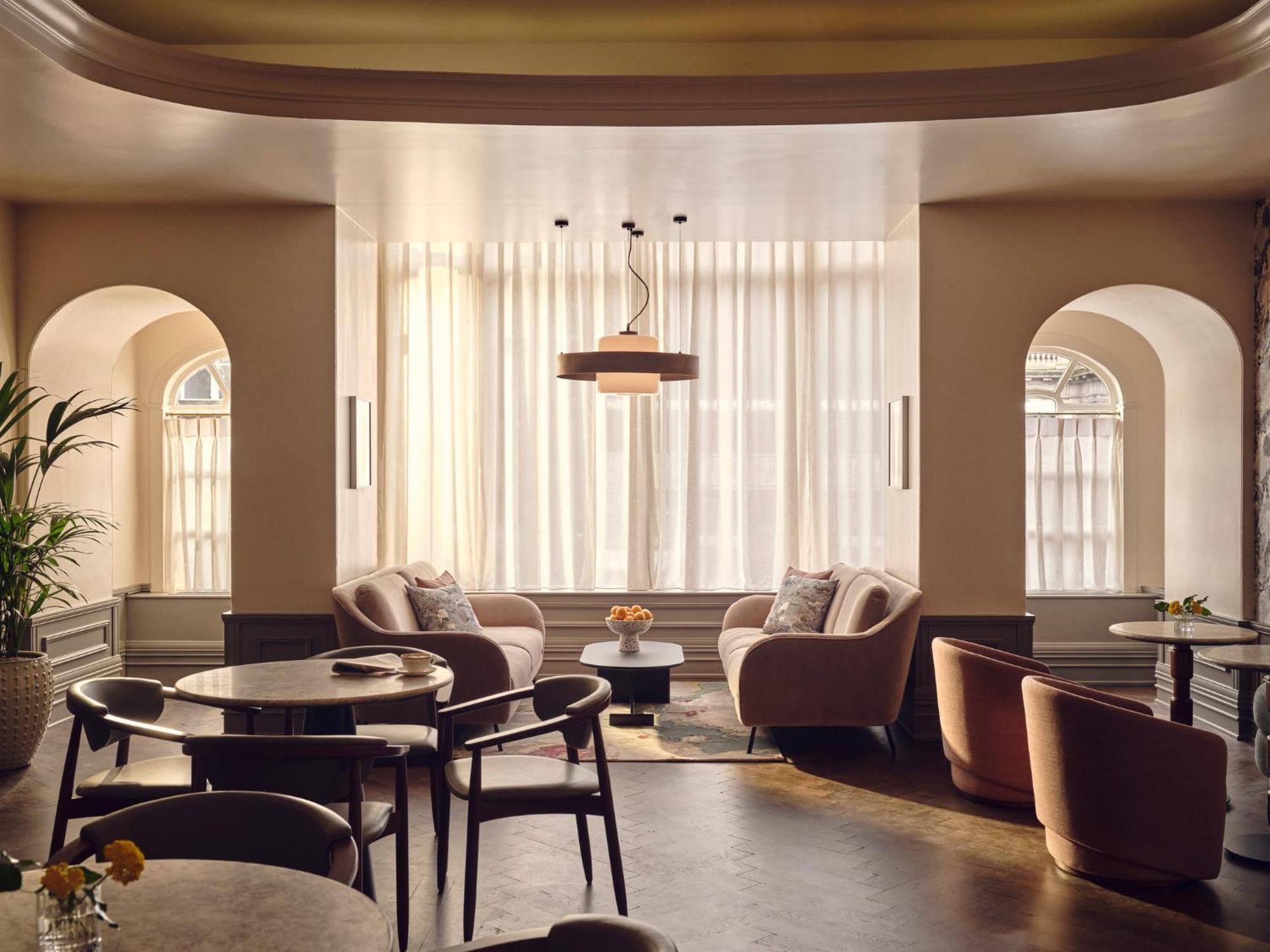 Intercontinental Edinburgh The George By Ihg Hotel Luaran gambar The Lounge at The Ivy, St John's Wood