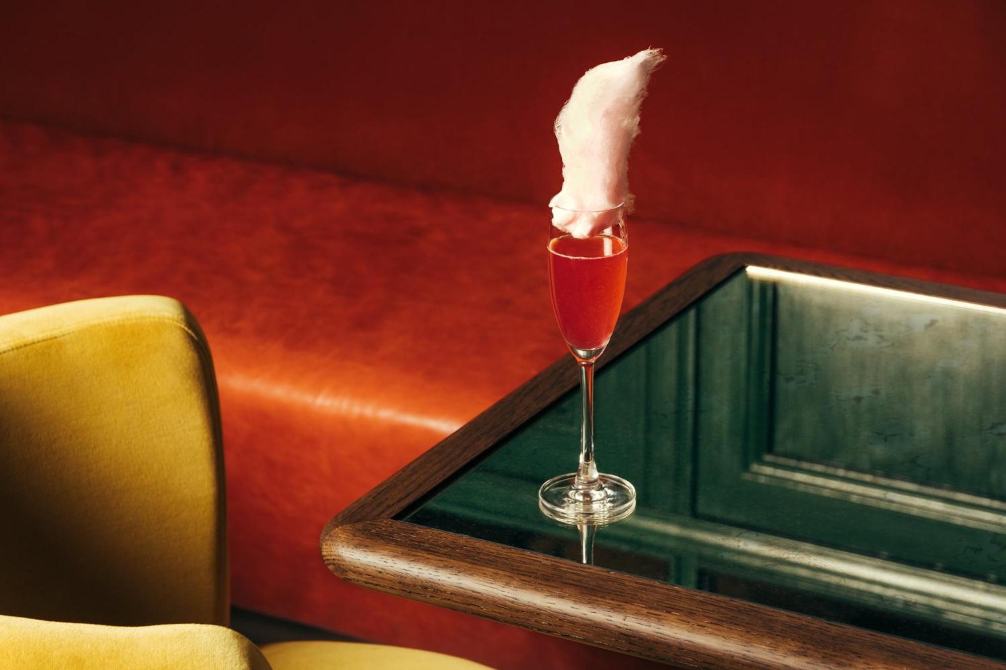 Intercontinental Edinburgh The George By Ihg Hotel Luaran gambar A Clover Club cocktail